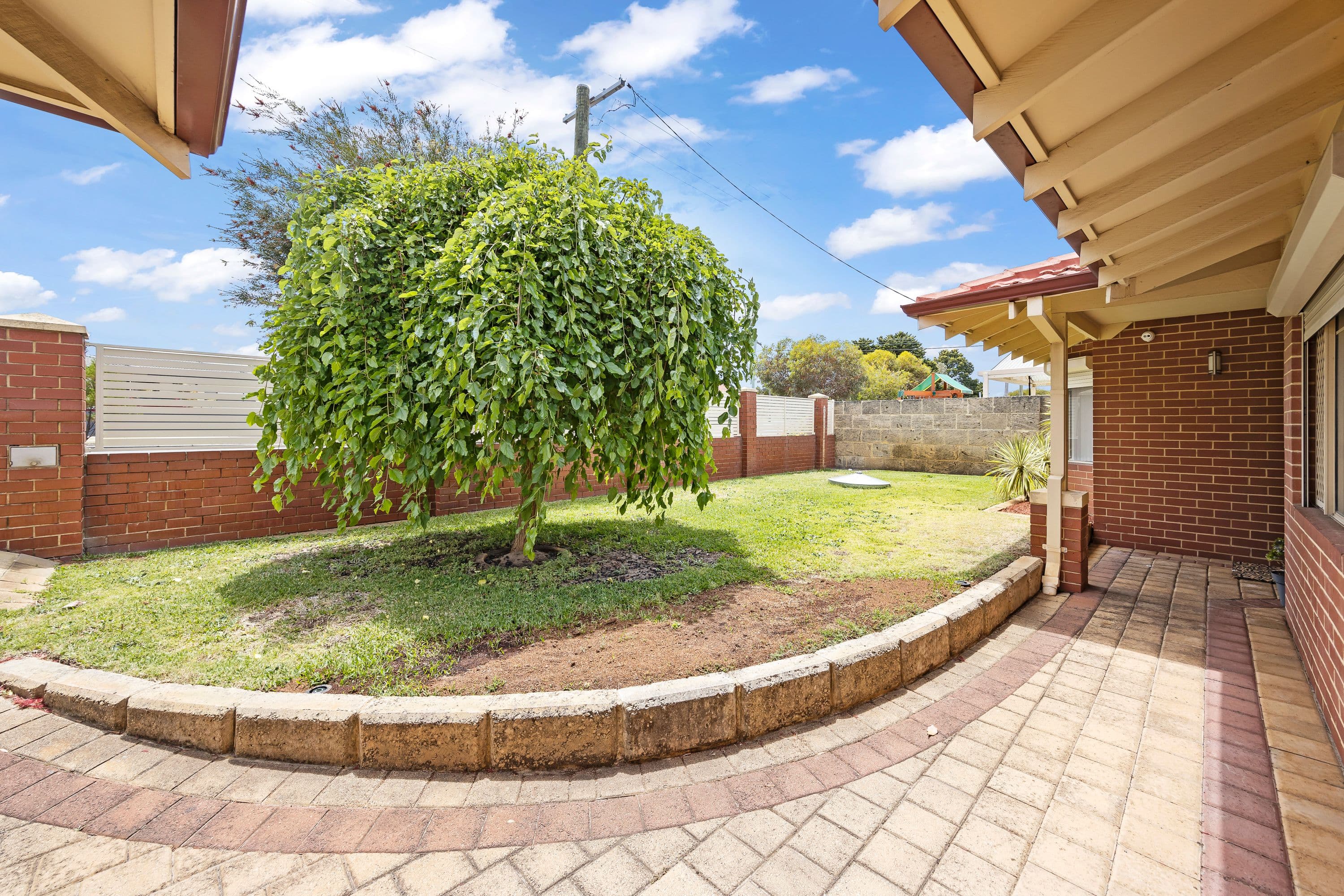 450 Morley Drive, Morley WA 6062, Morley - Thumbnail 3