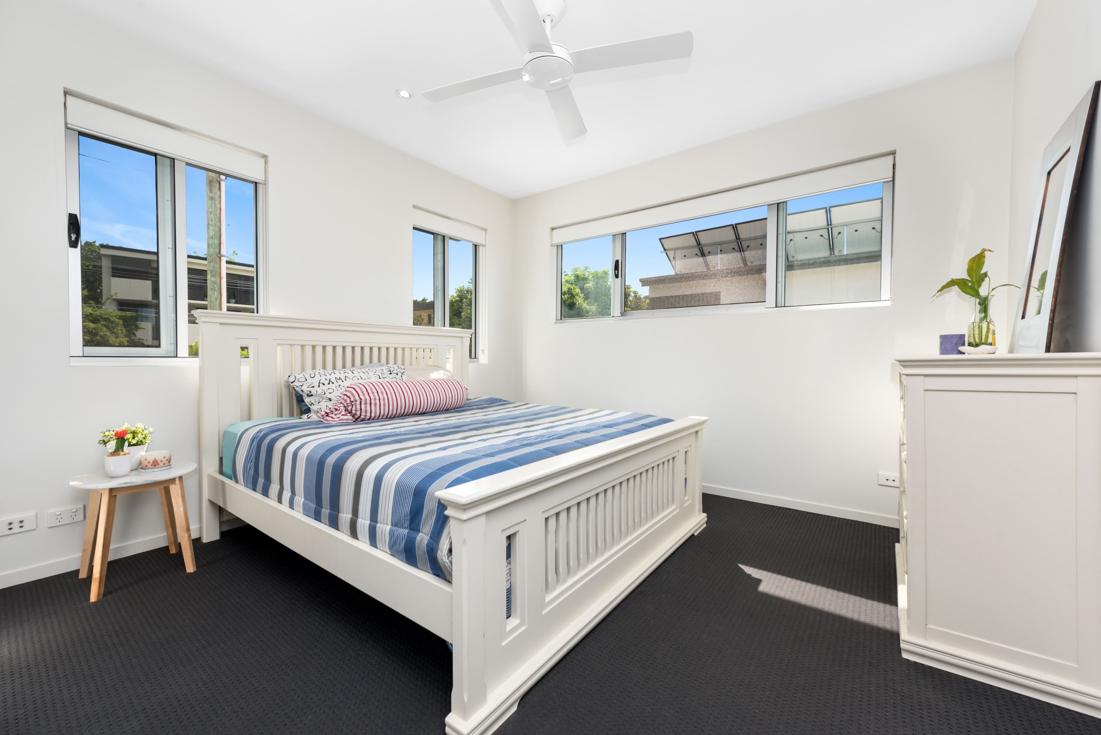 15-17 Kennington Road, Camp Hill QLD 4152, Camp Hill - Thumbnail 6