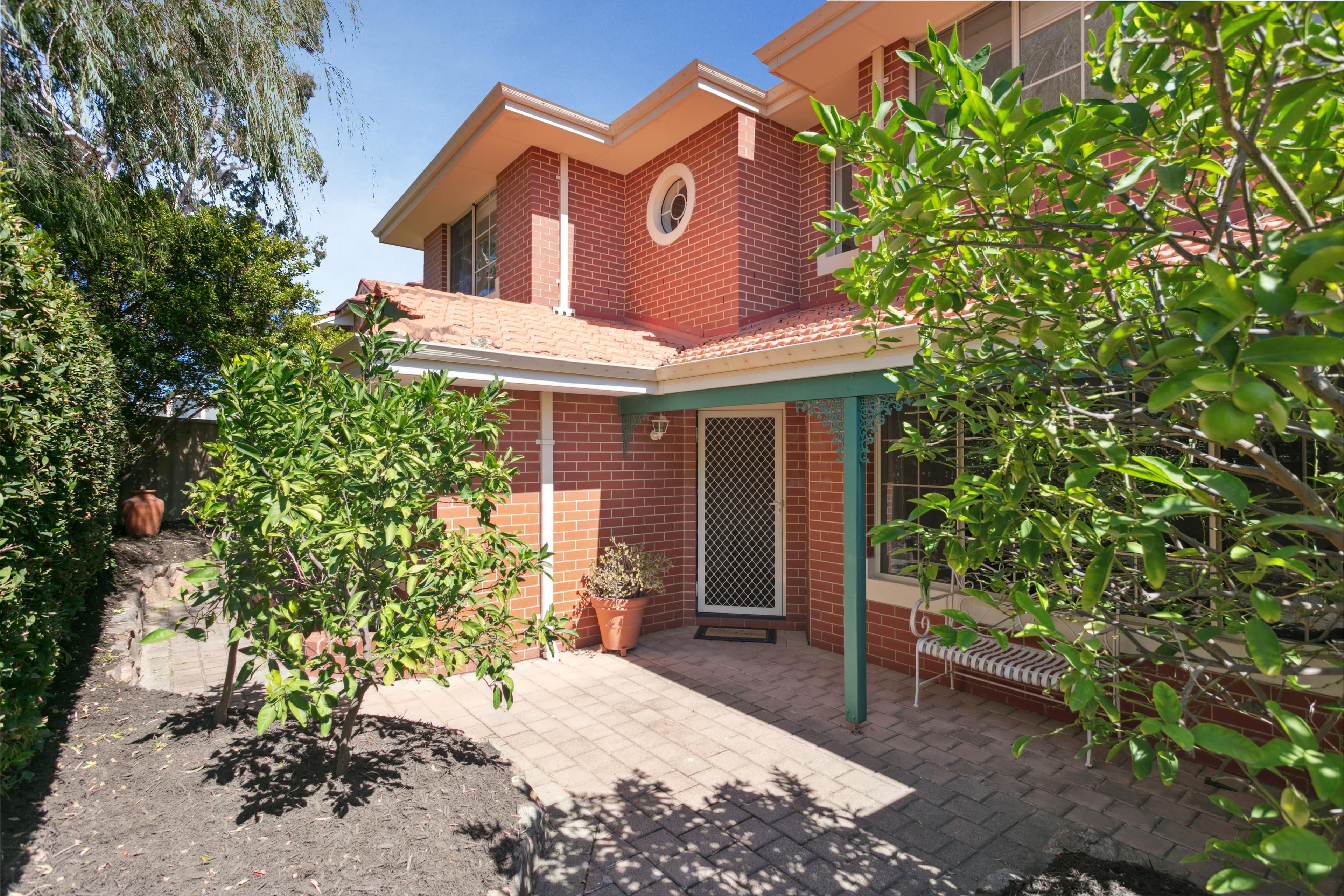 42 Raymond Street, Mount Pleasant WA 6153, Mount Pleasant - Thumbnail 2