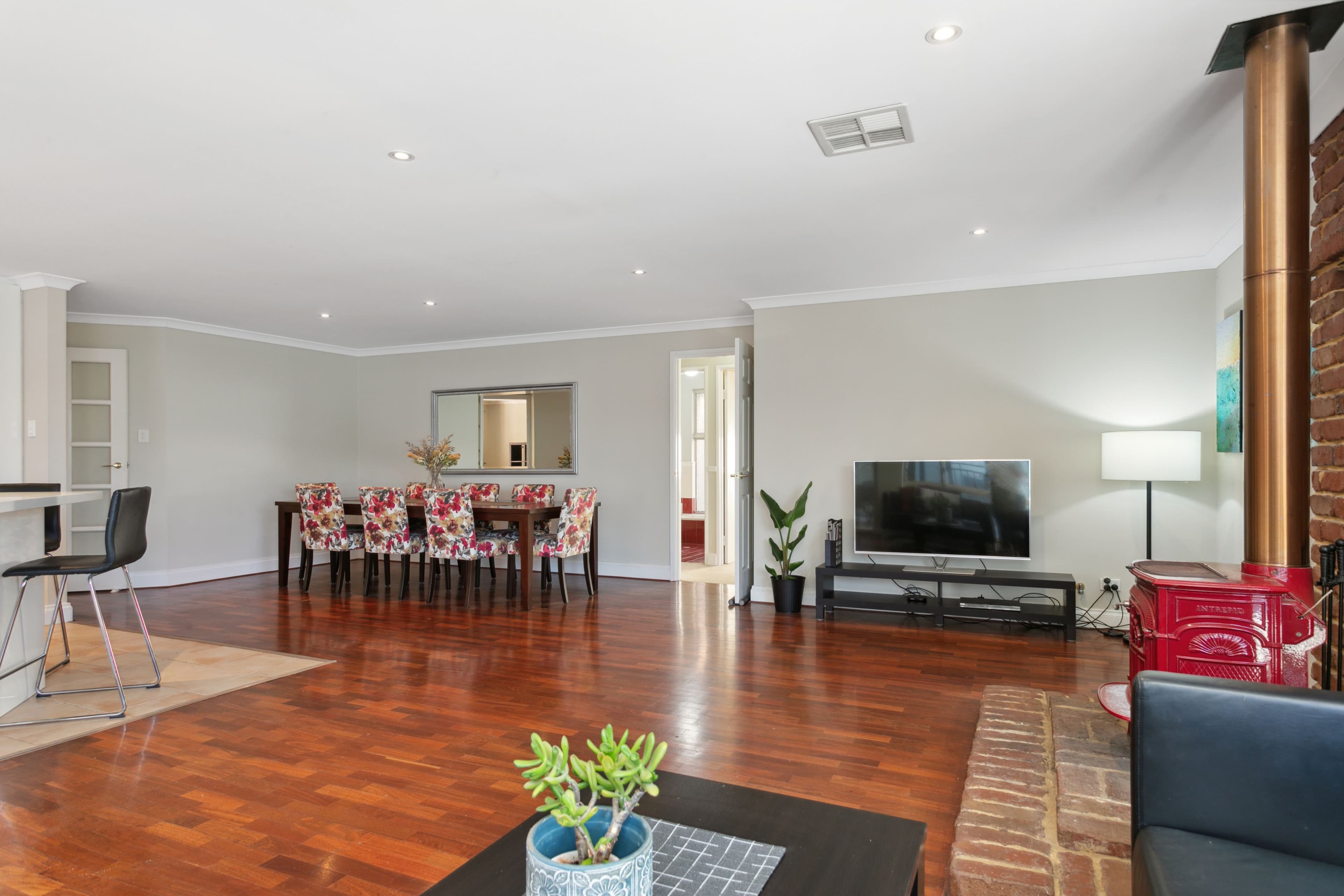 42 Raymond Street, Mount Pleasant WA 6153, Mount Pleasant - Thumbnail 8