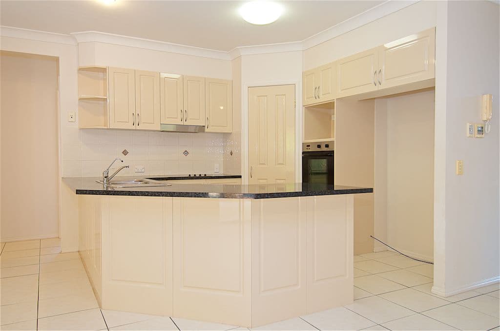 87 Arun Drive, Arundel QLD 4214, Arundel - Thumbnail 7