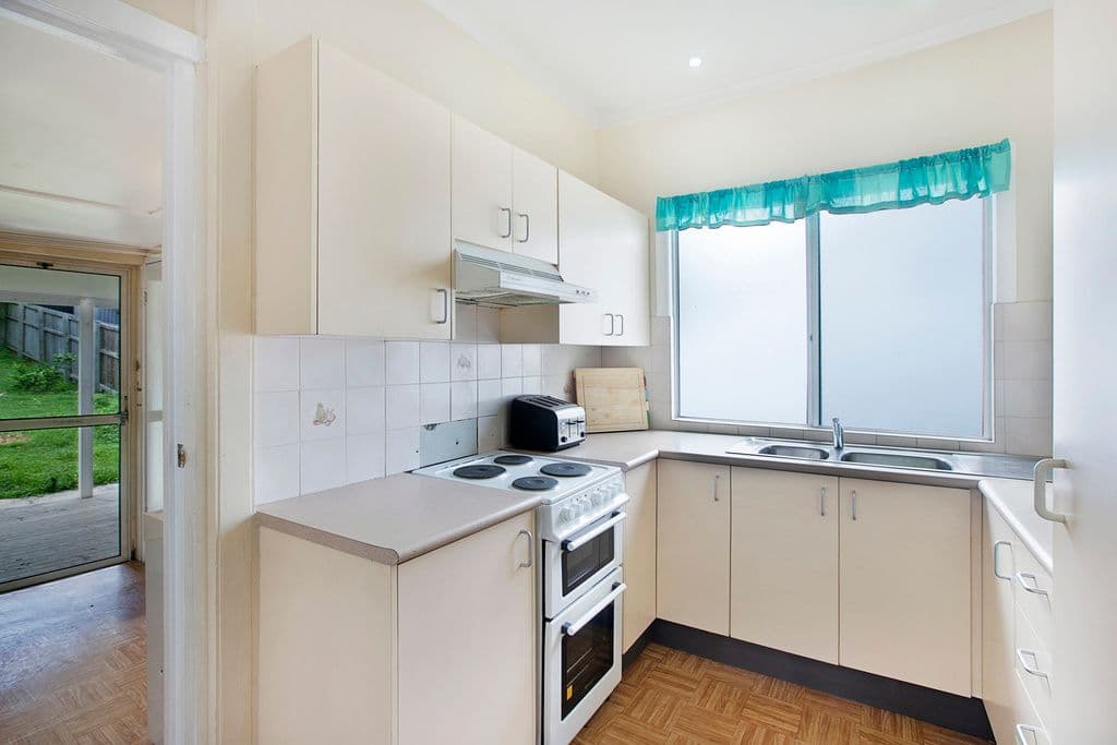 28 First Street, Camp Hill QLD 4152, Camp Hill - Thumbnail 5