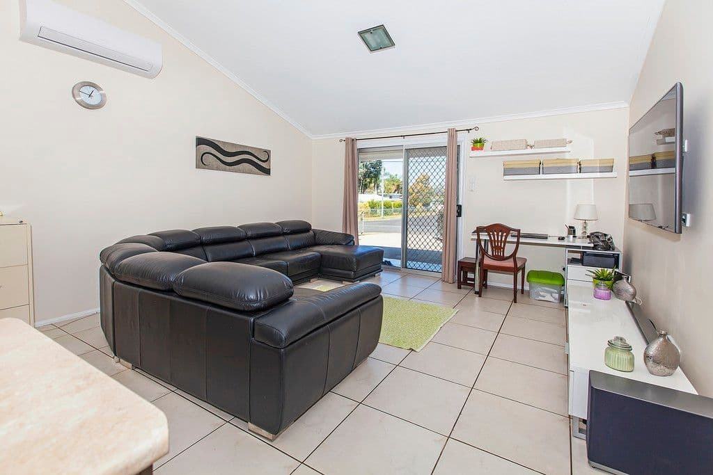 24 Phyllis Street, Eastern Heights QLD 4305, Eastern Heights - Thumbnail 6