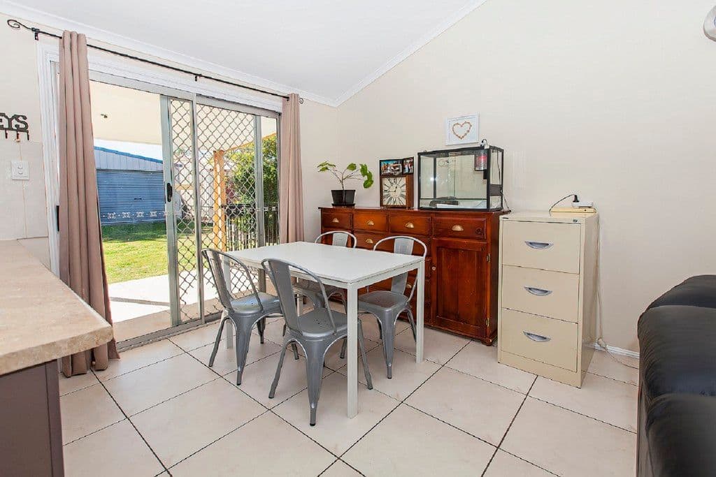 24 Phyllis Street, Eastern Heights QLD 4305, Eastern Heights - Thumbnail 7