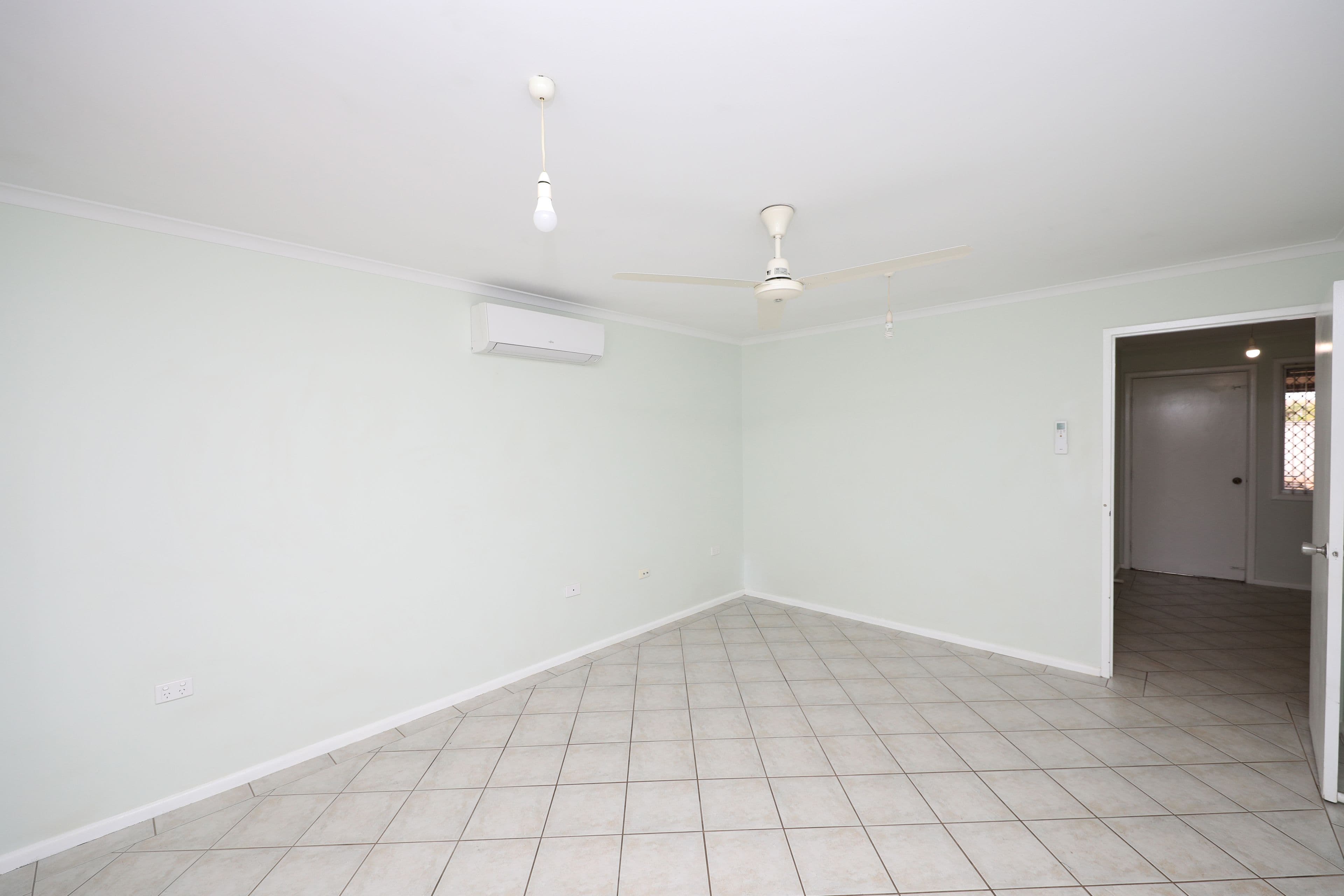 10 Shadwick Drive, Millars Well WA 6714, Millars Well - Thumbnail 2