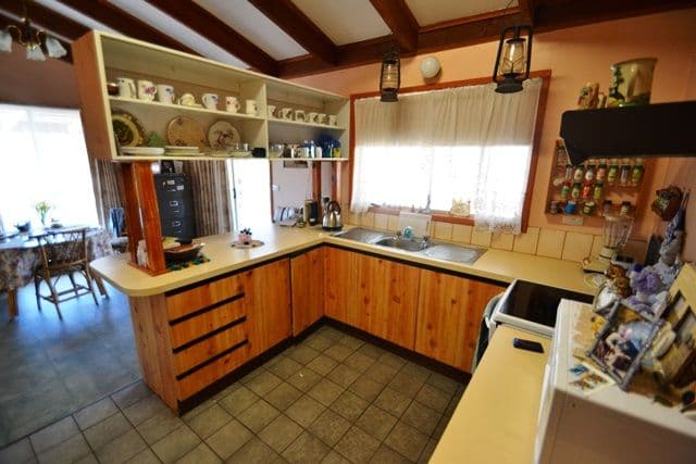4 Kenmore Street, TALLAROOK VIC 3659, Tallarook - Thumbnail 2