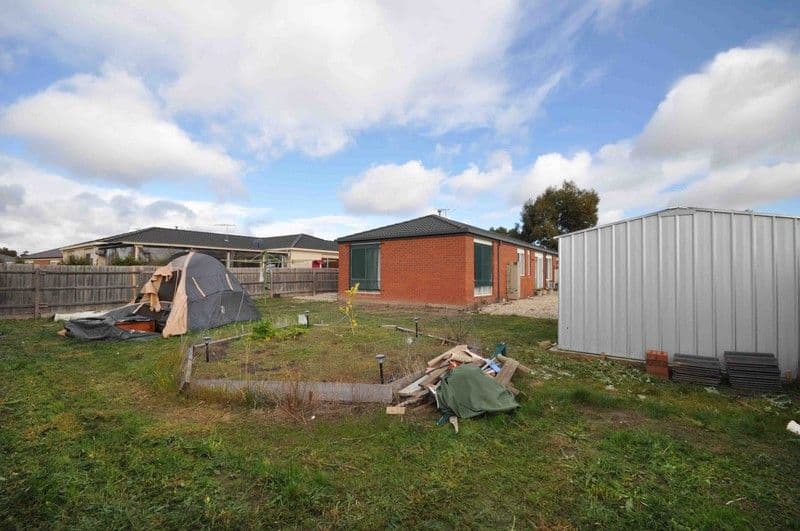 14 Lachlan Crescent, ROXBURGH PARK VIC 3064, Roxburgh Park - Thumbnail 8