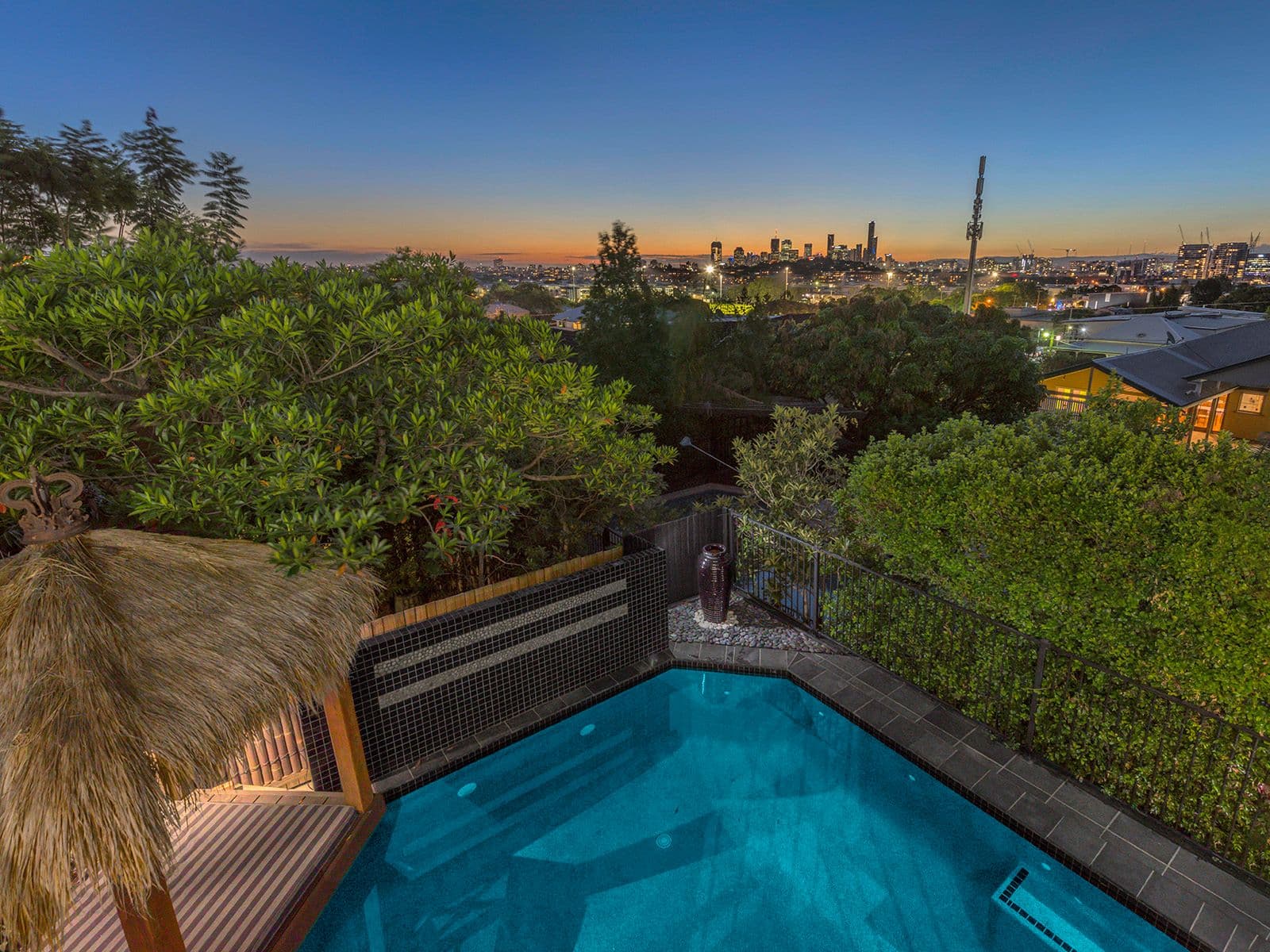 24 Pine Street, Bulimba QLD 4171, Bulimba - Thumbnail 2
