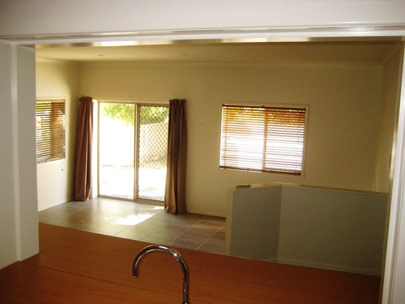 3 Guldbransen Street, SOMERSET DAM QLD 4312, Somerset Dam - Thumbnail 2