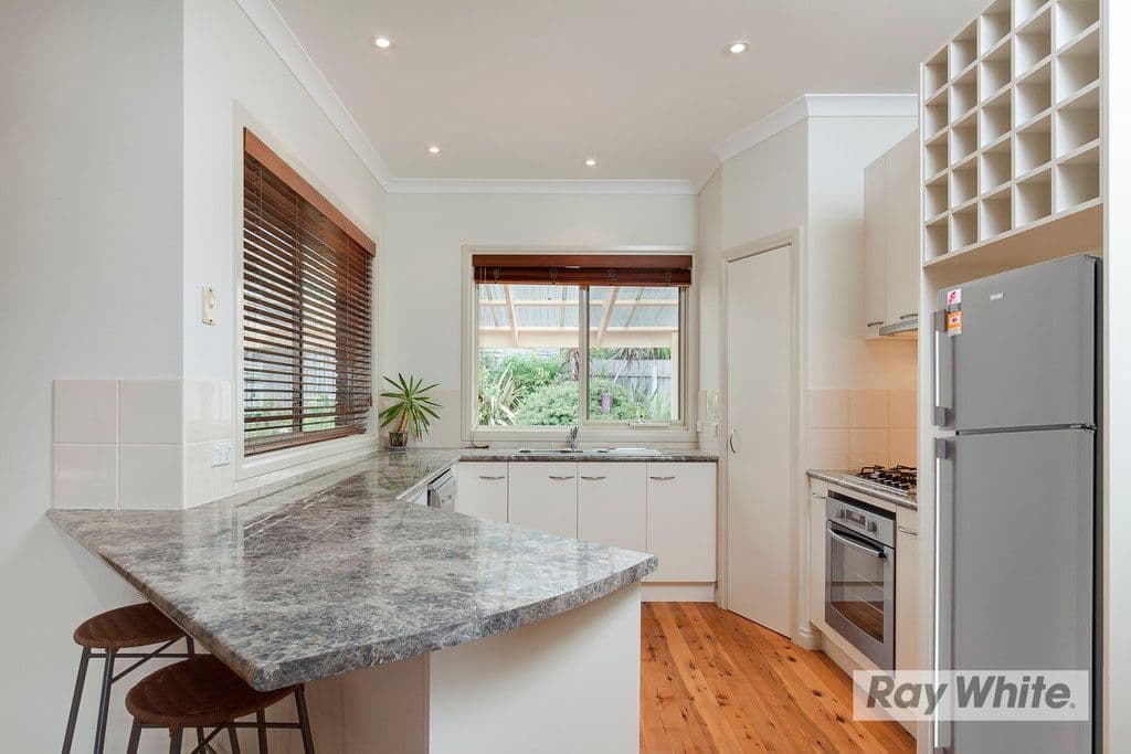 28 Killingholme Drive, MORNINGTON VIC 3931, Mornington - Thumbnail 4