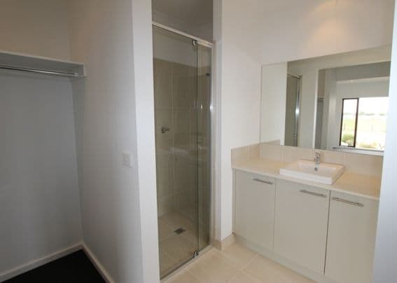9 Seagrass Avenue, COWES VIC 3922, Cowes - Thumbnail 4
