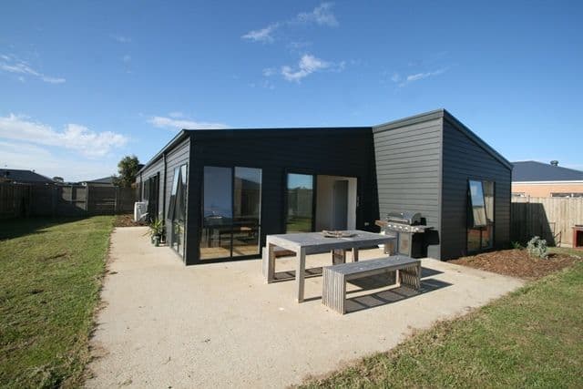 11 Waldorf Road, Cowes VIC 3922, Cowes - Thumbnail 5