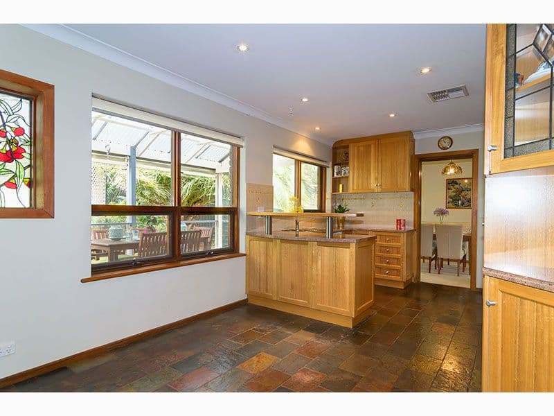 130 Broadmeadow Drive, Flagstaff Hill SA 5159, Flagstaff Hill - Thumbnail 8