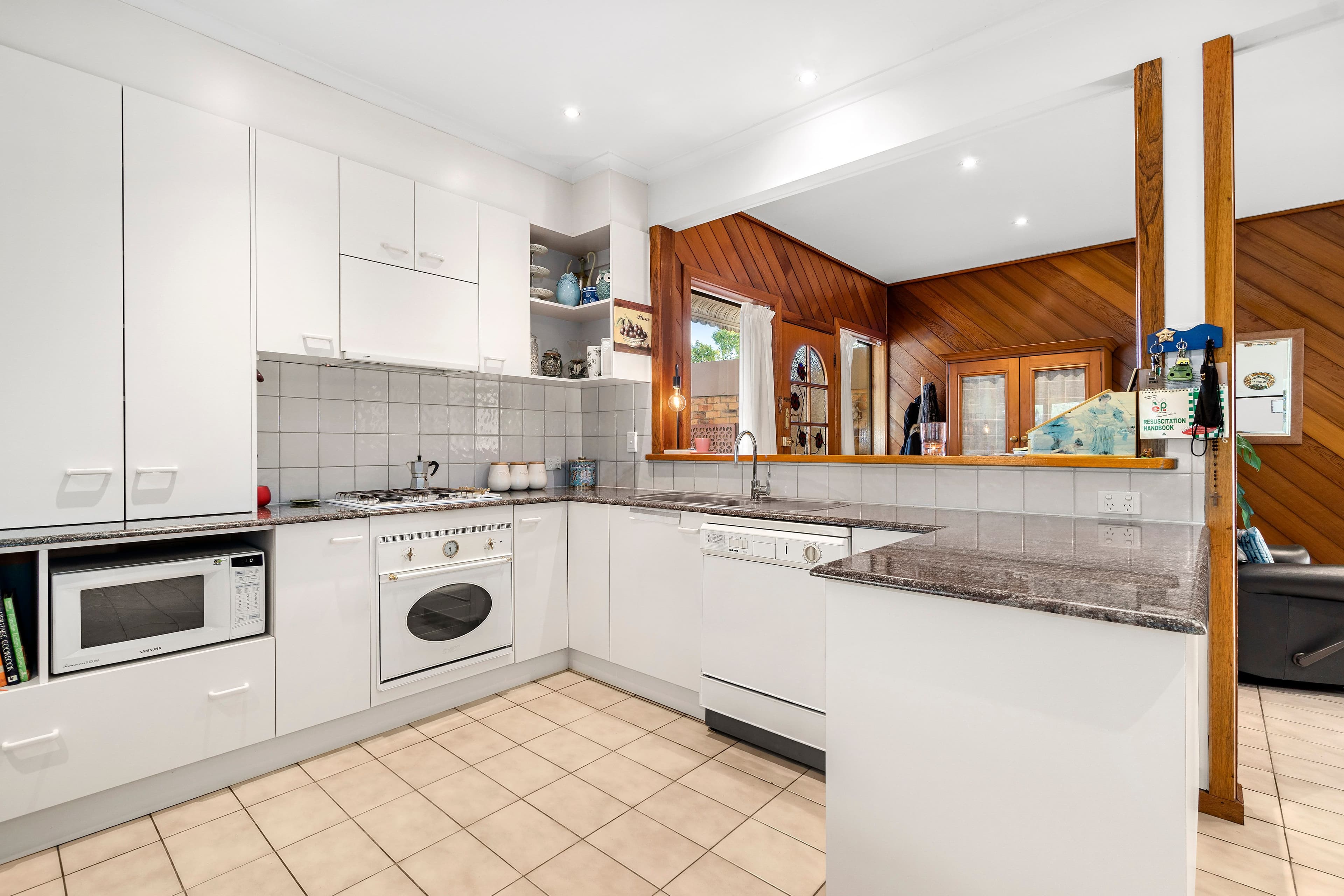 233 East Boundary Road, Bentleigh East VIC 3165, Bentleigh East - Thumbnail 5