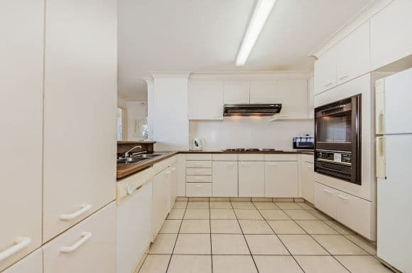 7E 'Beach Haven' 1 Albert Avenue, BROADBEACH QLD 4218, Broadbeach - Thumbnail 6