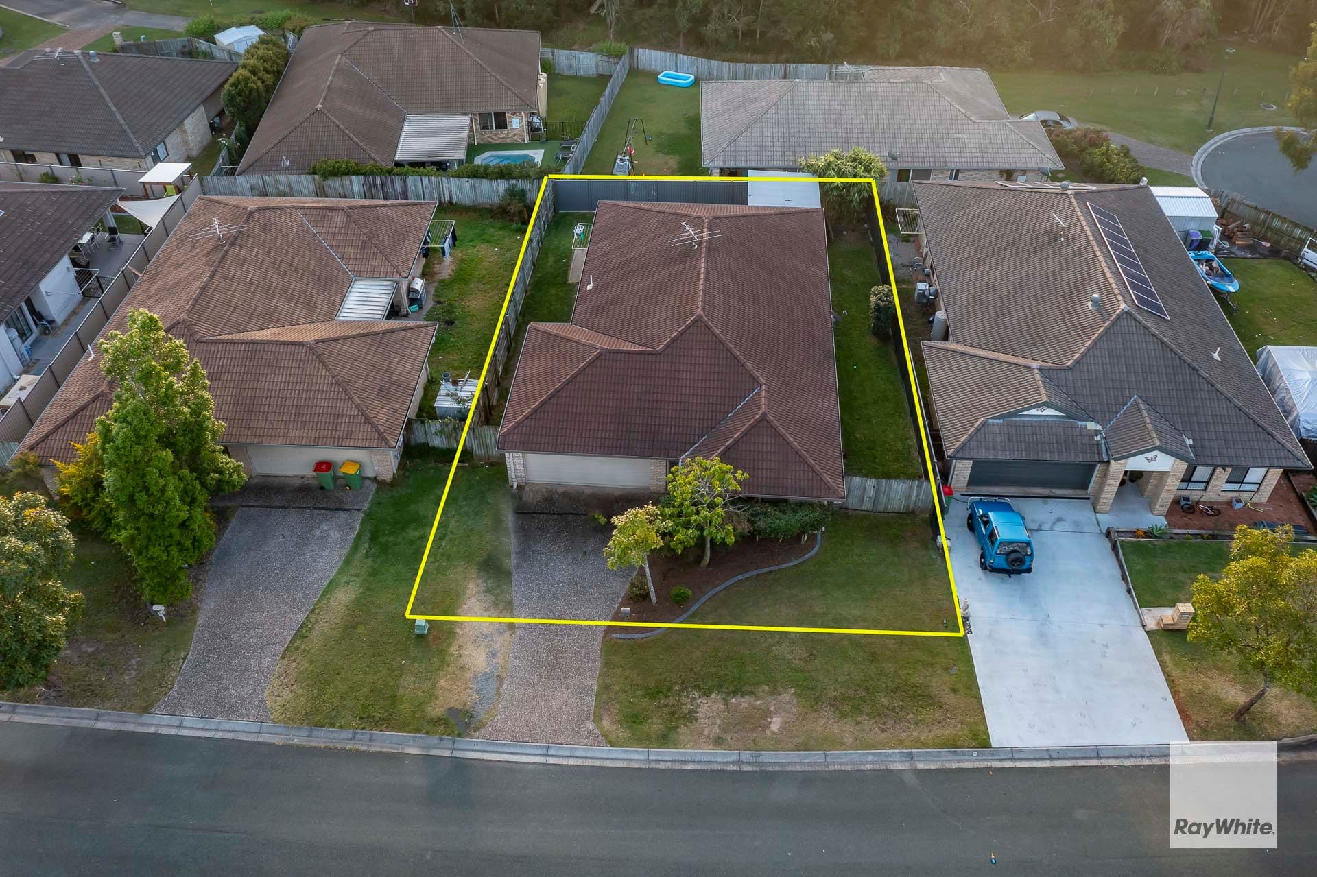 29 Lime Street, Redland Bay QLD 4165, Redland Bay - Thumbnail 2