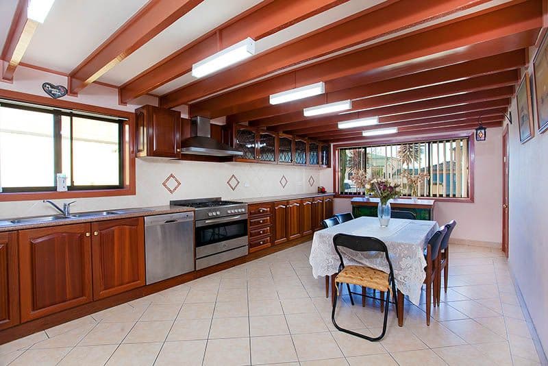 4 Newton Crescent, OAK FLATS NSW 2529, Oak Flats - Thumbnail 2