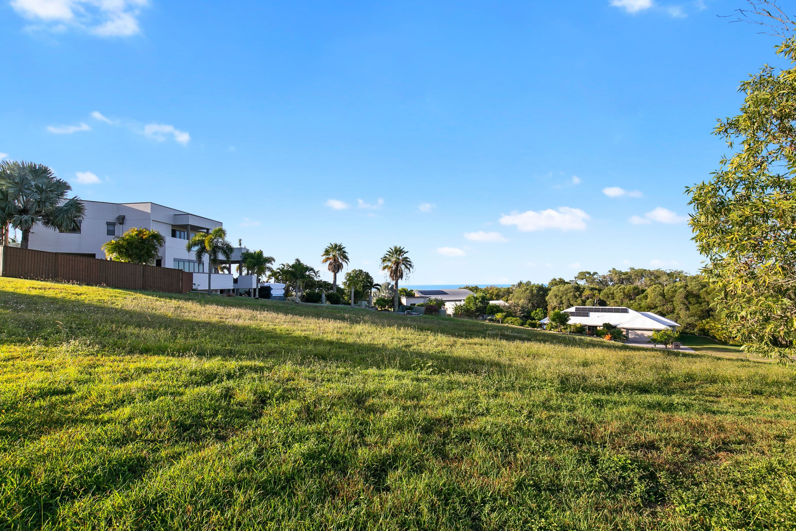 8 Edgewater Court, Craignish QLD 4655, Craignish - Thumbnail 2