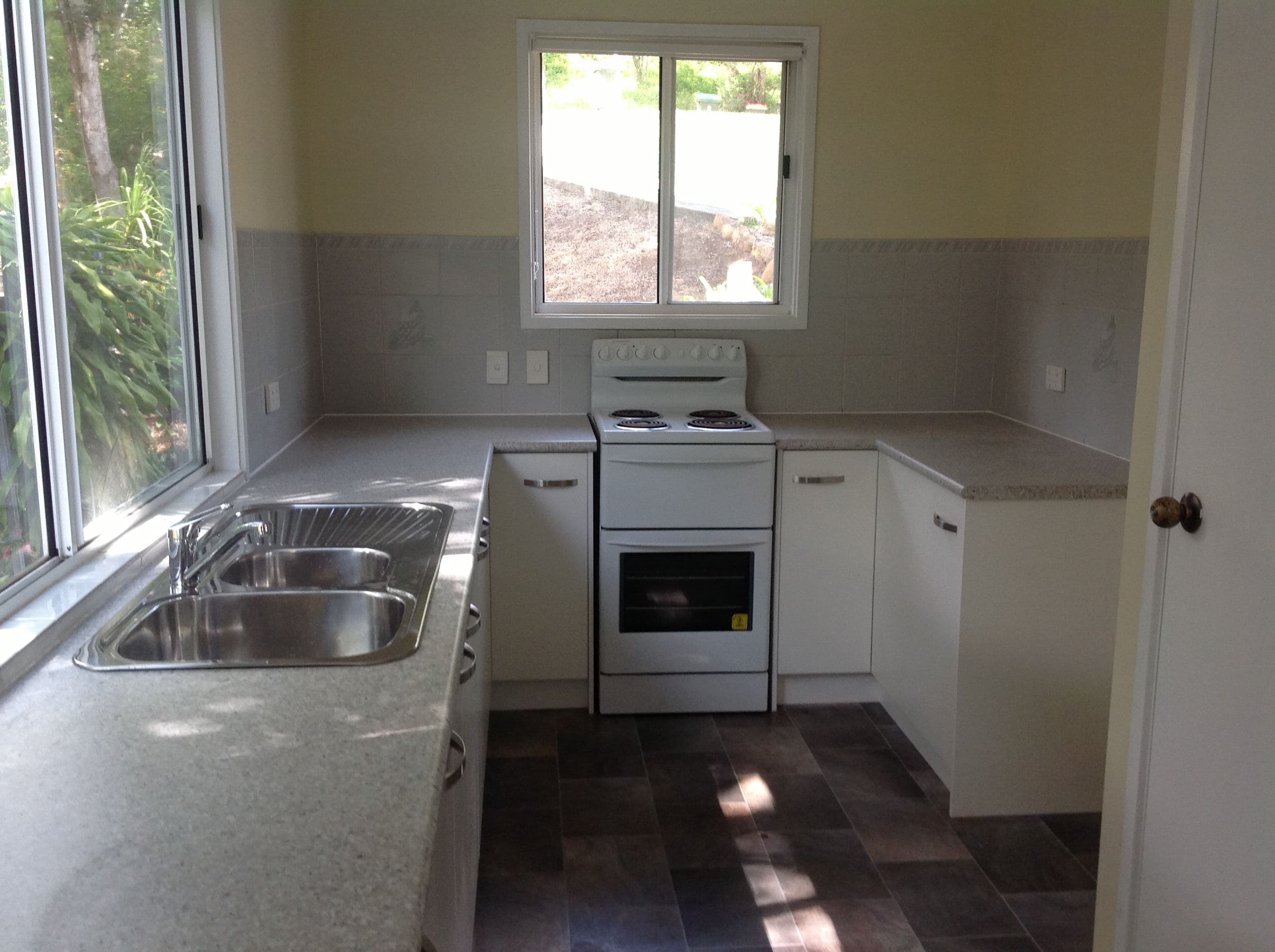 36 Lakeview Parade, Tweed Heads South - Thumbnail 3