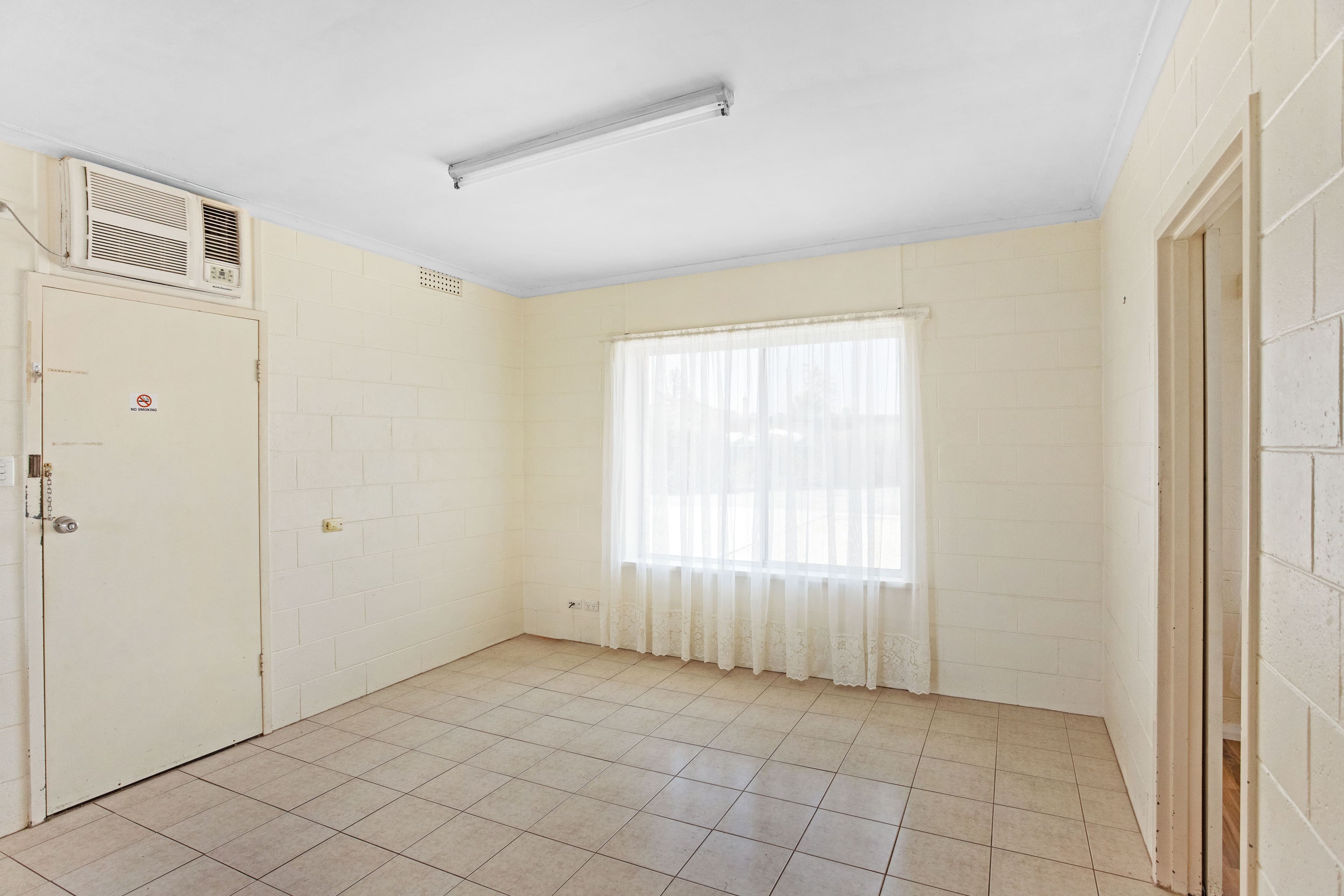 165 Eighteenth Street, Renmark SA 5341, Renmark - Thumbnail 5