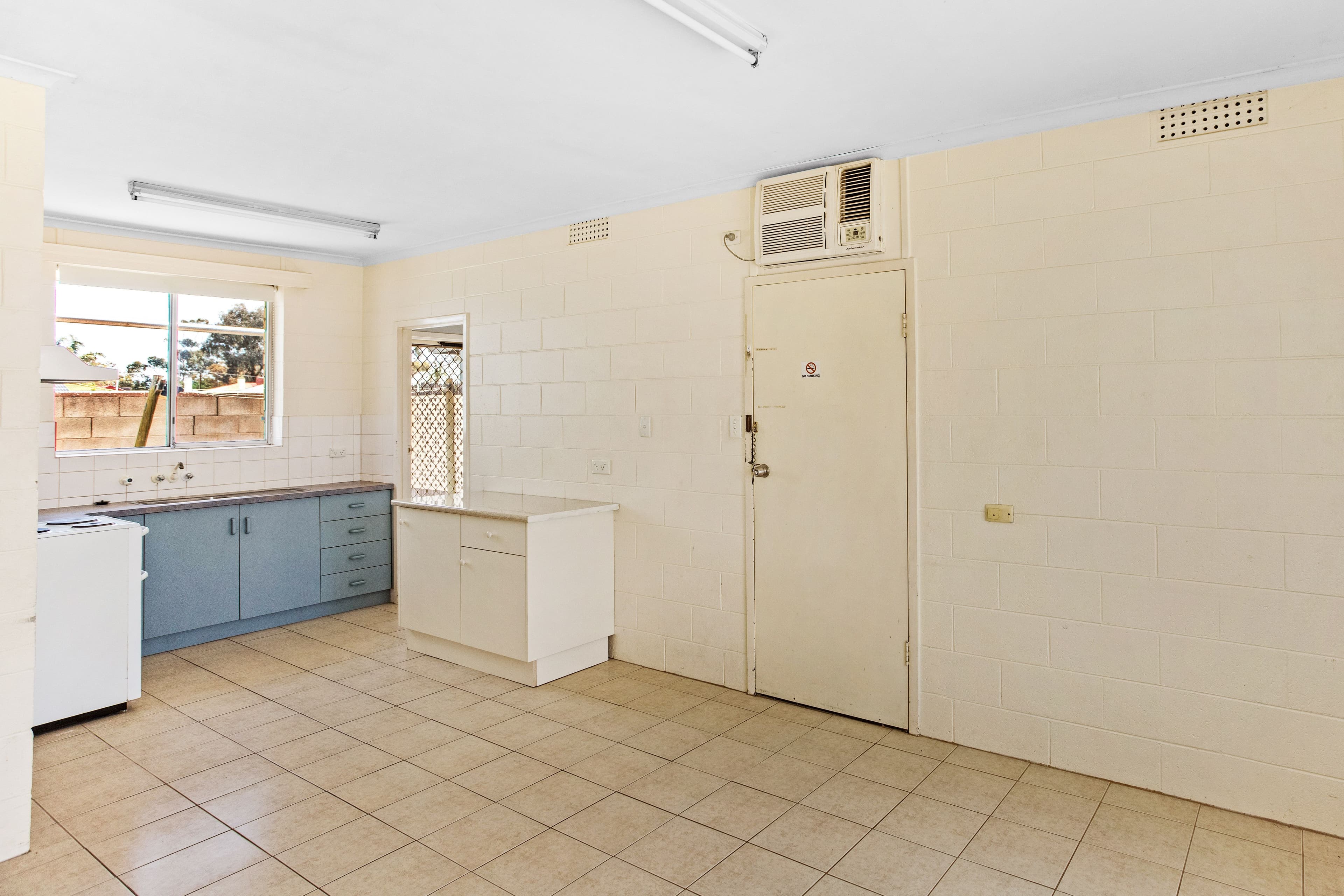 165 Eighteenth Street, Renmark SA 5341, Renmark - Thumbnail 7