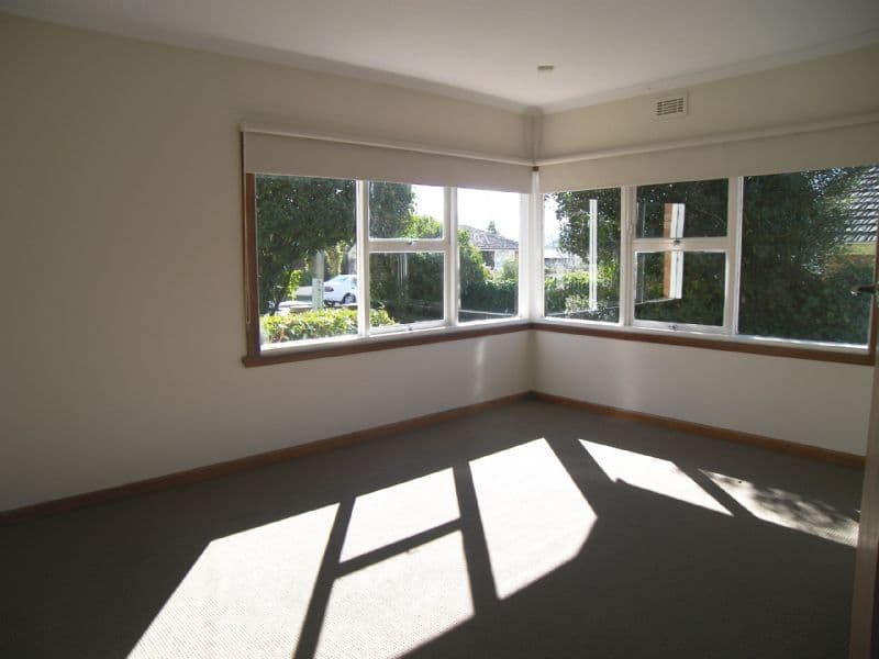 24 Fairway Crescent, RIVERSIDE TAS 7250, Riverside - Thumbnail 2