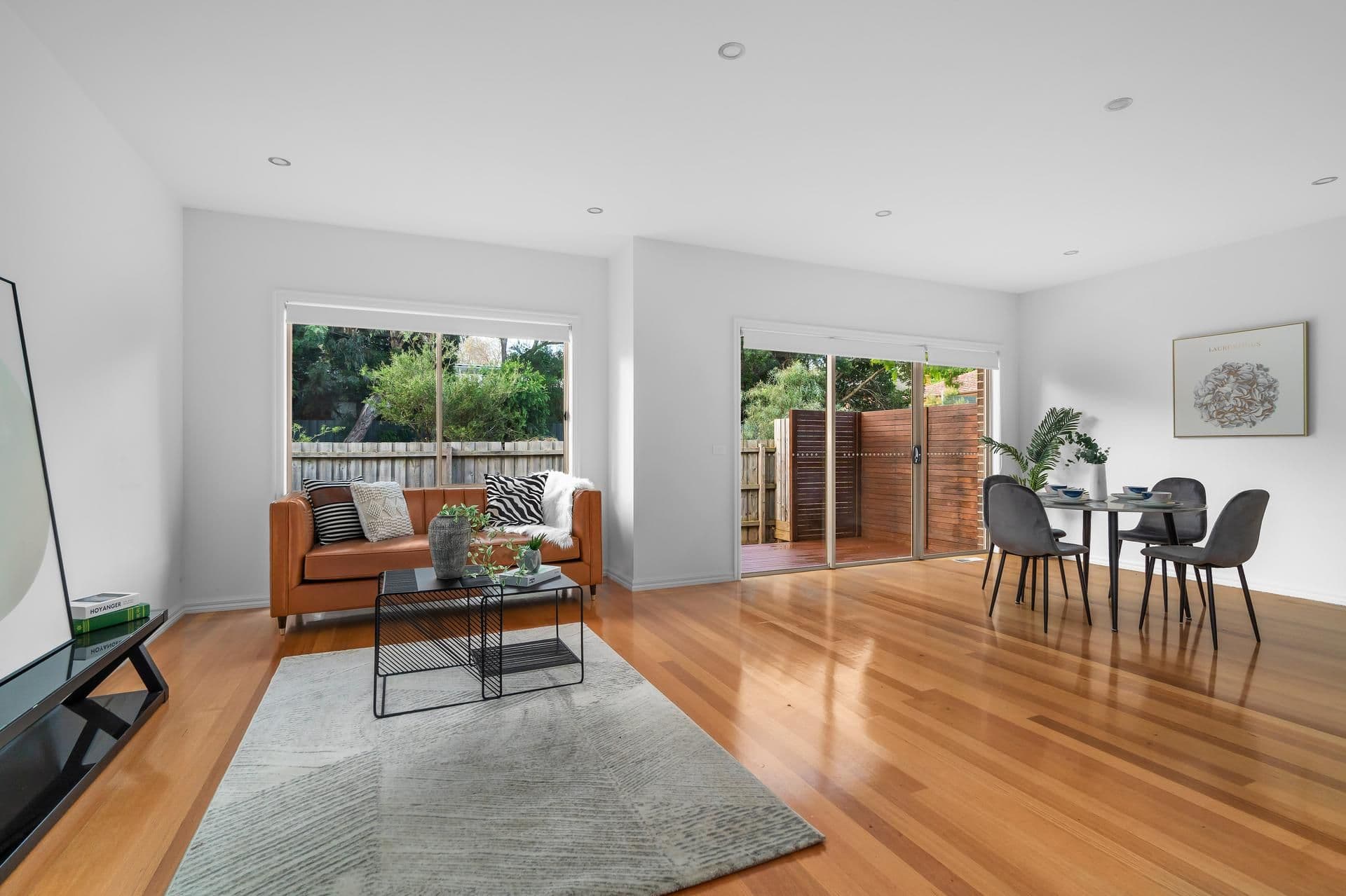 37 Gillard Street, Burwood VIC 3125, Burwood - Thumbnail 2