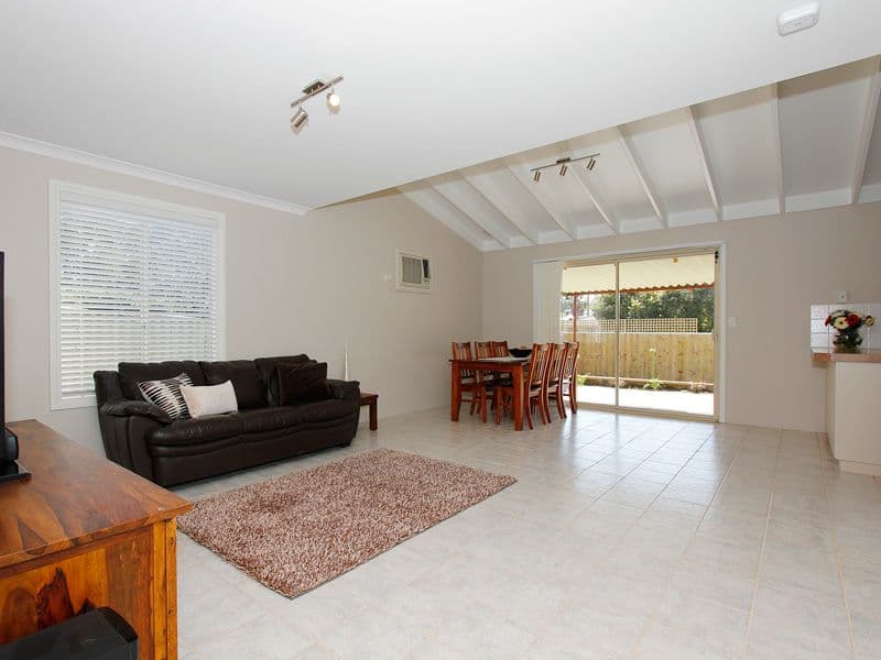 102 Hamilton Street, BASSENDEAN WA 6054, Bassendean - Thumbnail 2