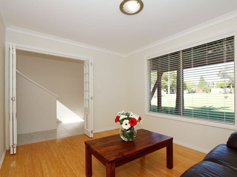 102 Hamilton Street, BASSENDEAN WA 6054, Bassendean - Thumbnail 7