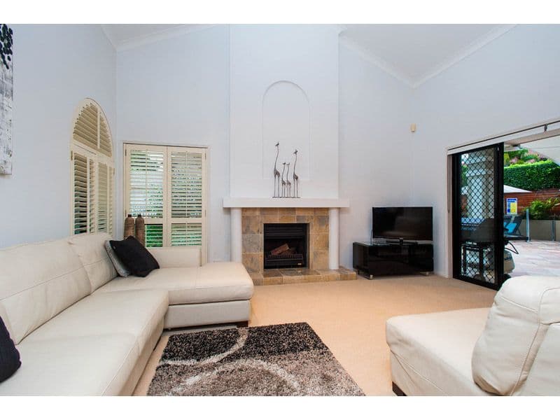 13 Troon Place, CARINDALE QLD 4152, Carindale - Thumbnail 4
