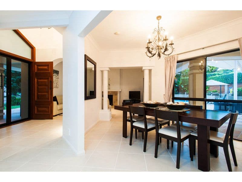 13 Troon Place, CARINDALE QLD 4152, Carindale - Thumbnail 5