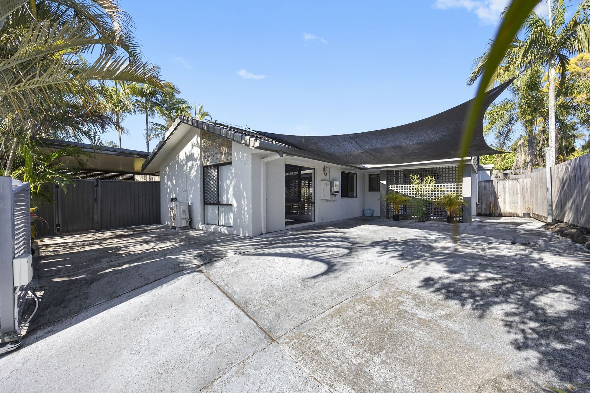 12 Alexander Drive, Highland Park QLD 4211, Highland Park - Thumbnail 3