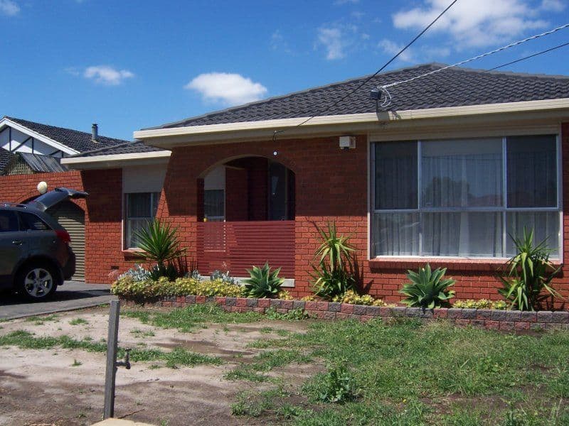19 Tollhouse Road, Kings Park VIC 3021, Kings Park - Image 1