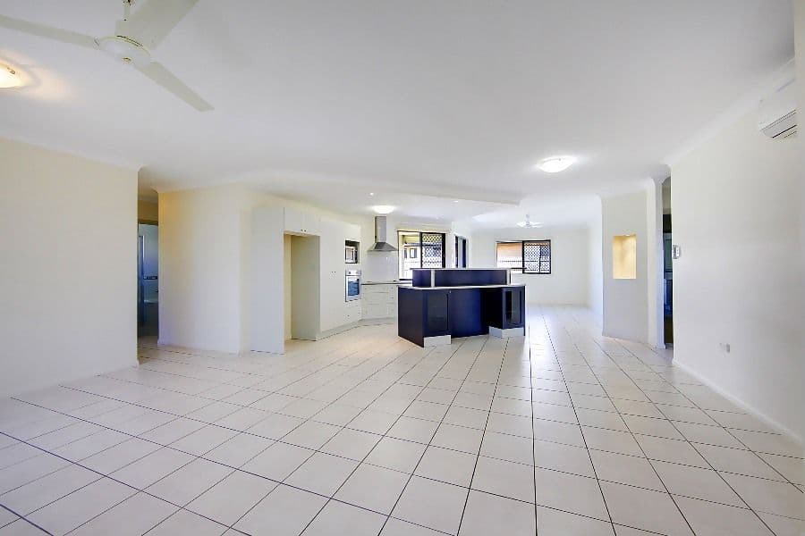 14 Timbury Way, MOUNT LOUISA QLD 4814, Mount Louisa - Thumbnail 3