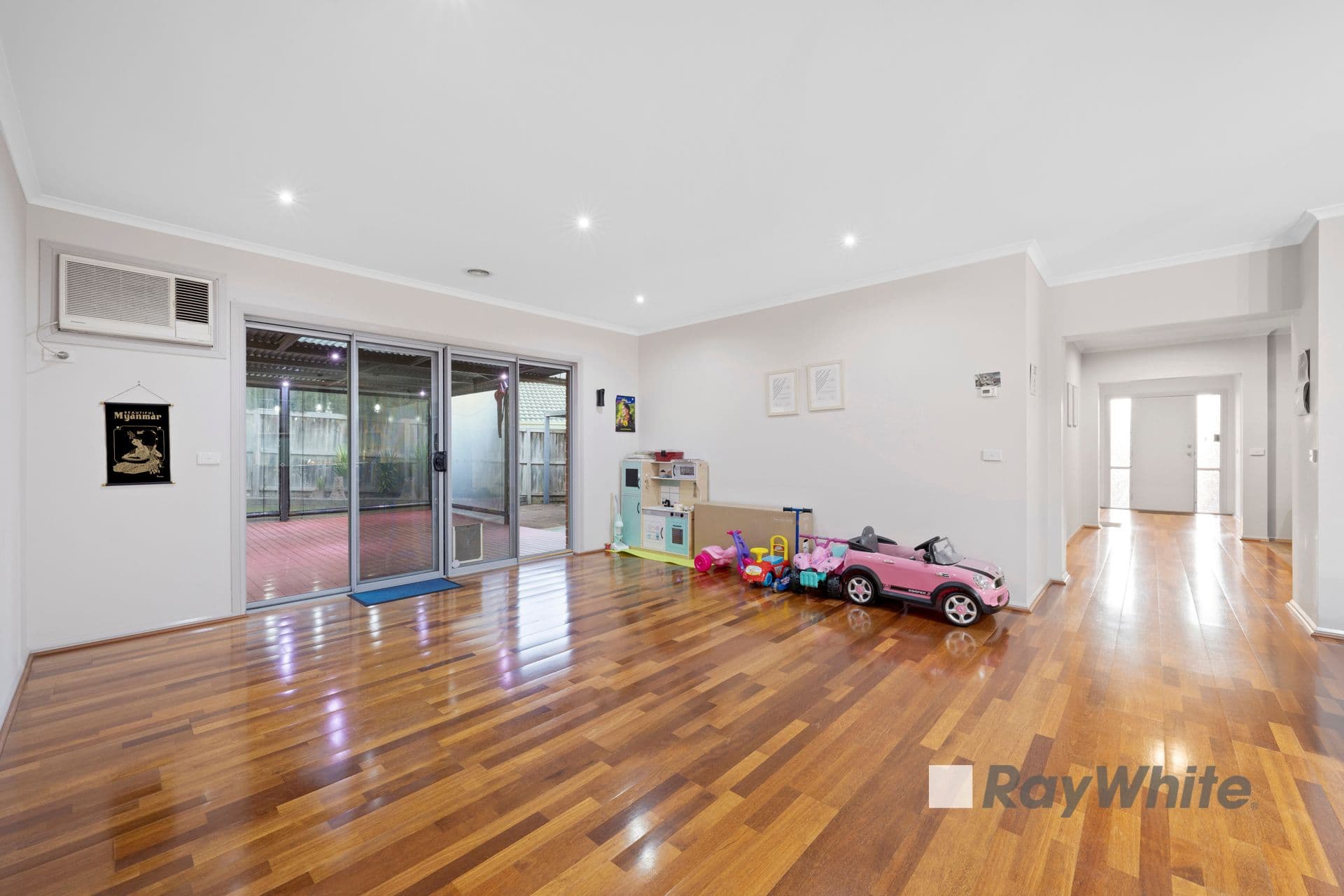 4 Kerferd Street, Berwick VIC 3806, Berwick - Thumbnail 8