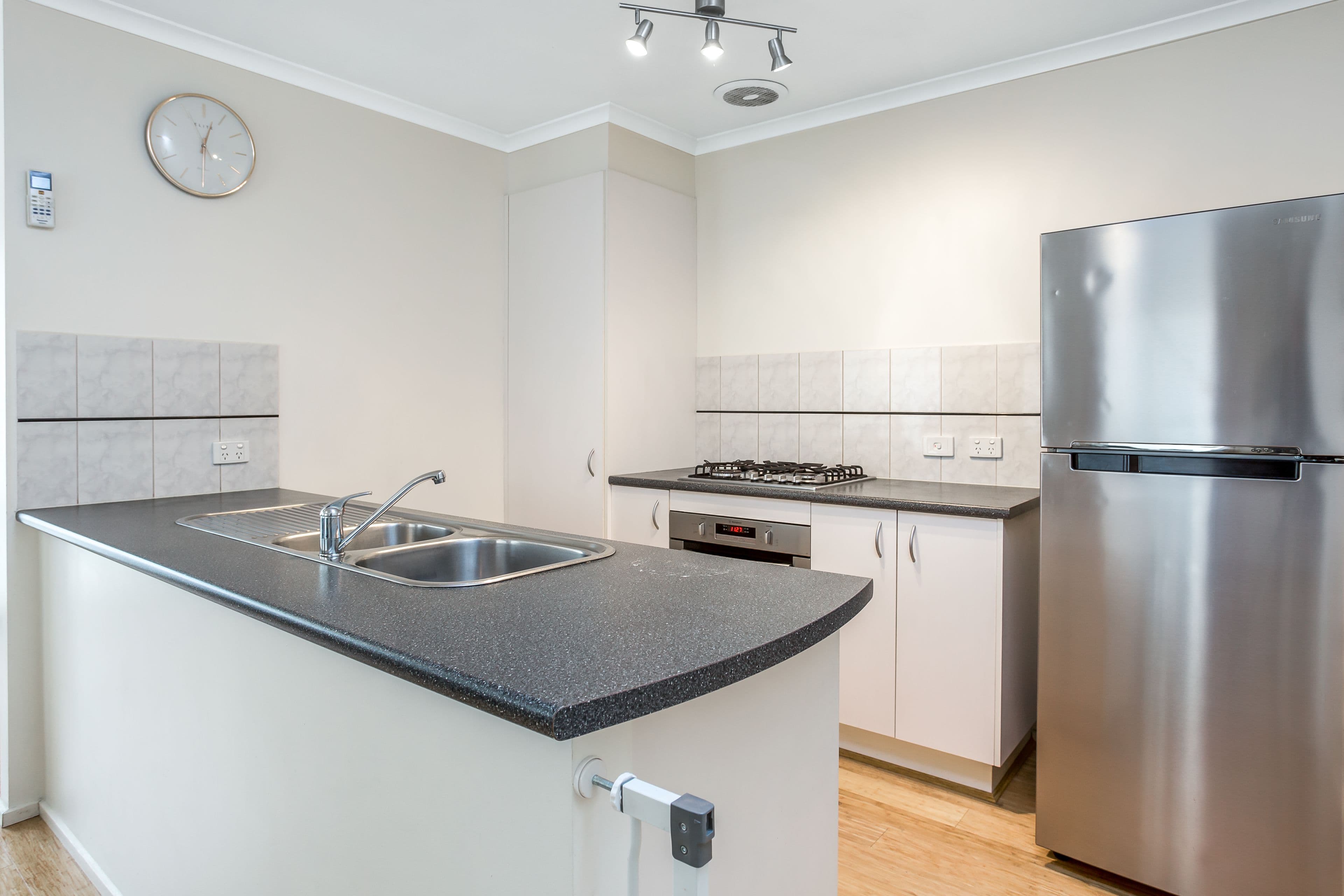 5 Sheppards Lane, Chirnside Park VIC 3116, Chirnside Park - Thumbnail 2