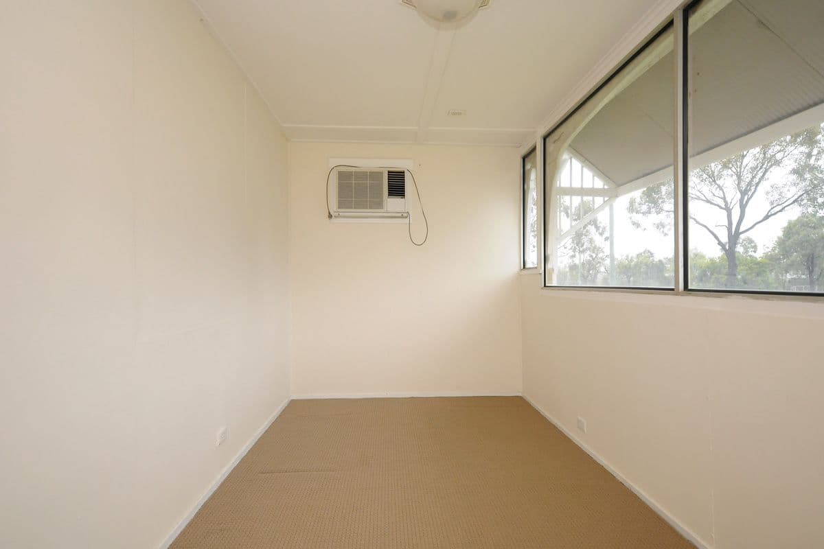 4 Lucy Street, CAMBOOYA QLD 4358, Cambooya - Thumbnail 2
