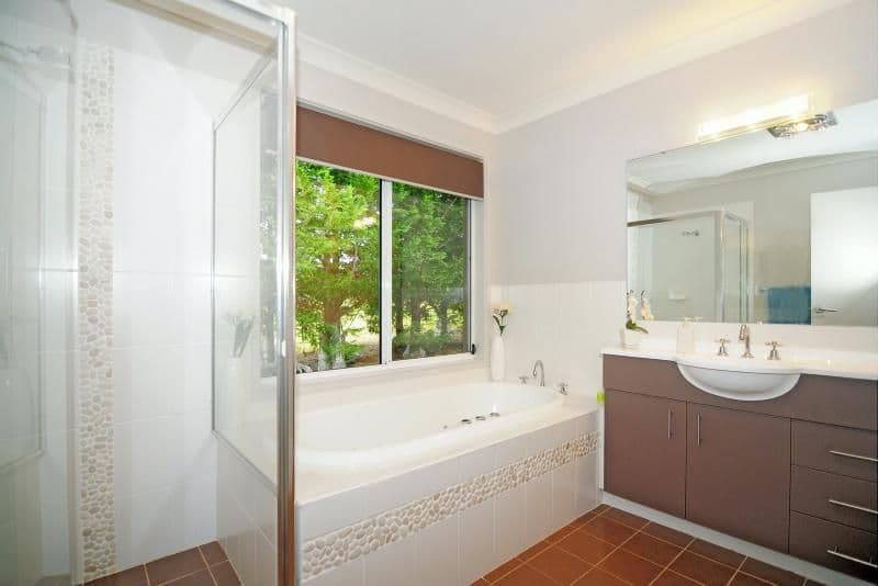 70 Emerald Drive, MEROO MEADOW NSW 2540, Meroo Meadow - Thumbnail 5