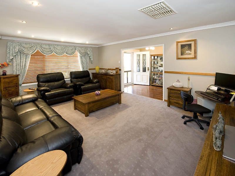 46 Weston Drive, SWAN VIEW WA 6056, Swan View - Thumbnail 6