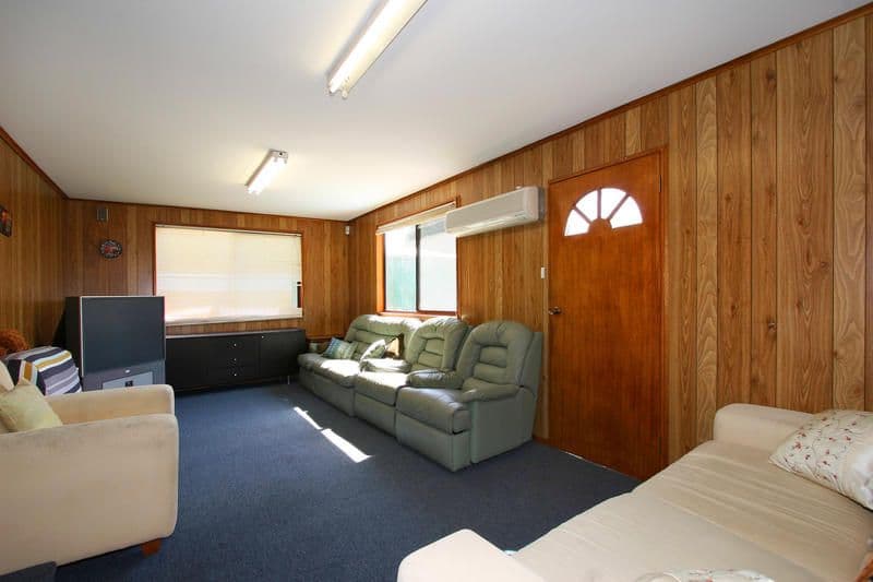 131 Howard Road, DINGLEY VILLAGE VIC 3172, Dingley Village - Thumbnail 4