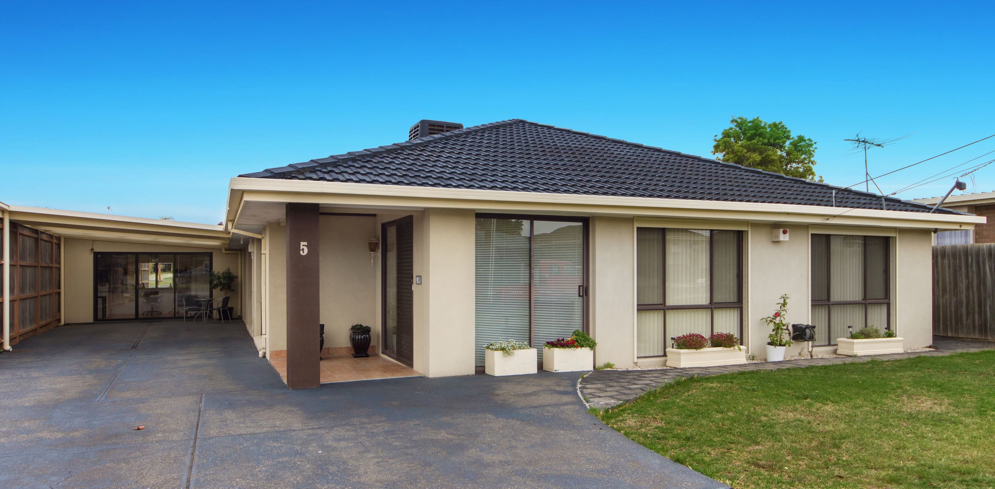 5 Bretton Court, St Albans VIC 3021, St Albans - Image 1