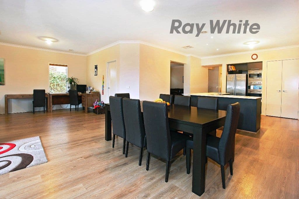 10 Poppy Place, Point Cook VIC 3030, Point Cook - Thumbnail 4