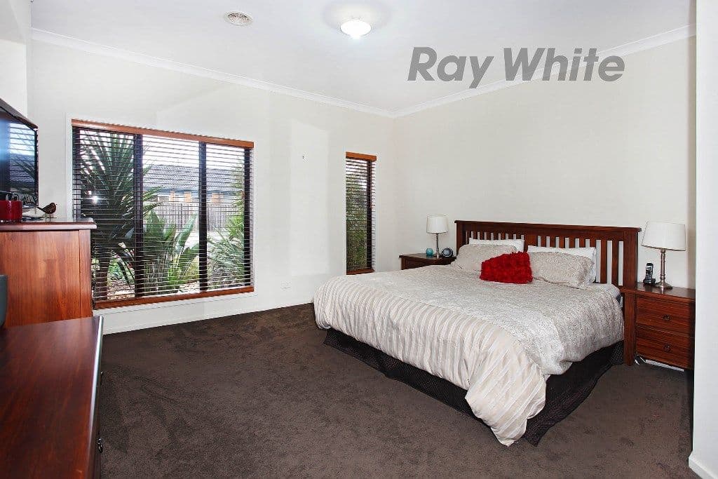 10 Poppy Place, Point Cook VIC 3030, Point Cook - Thumbnail 8