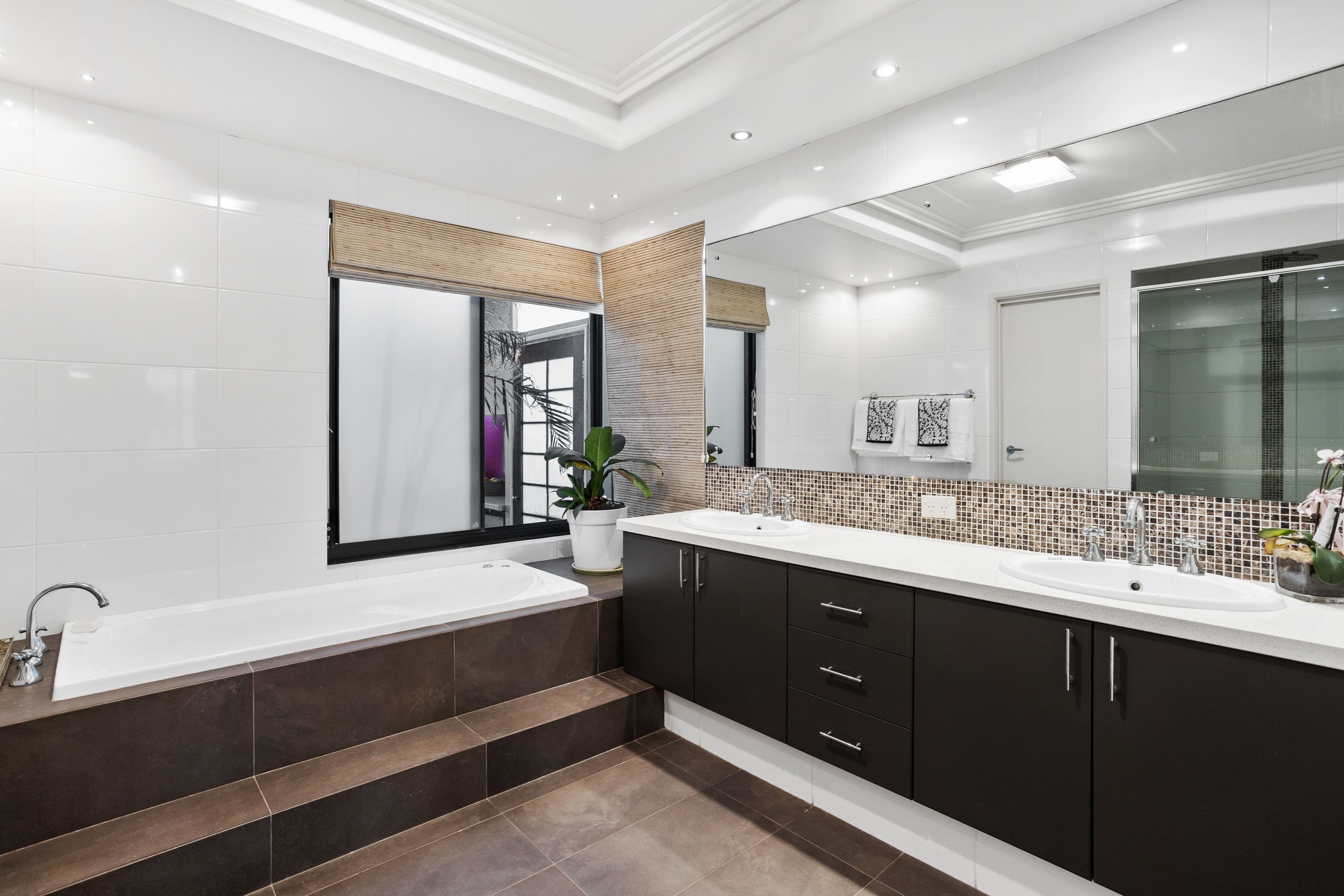 118 Clontarf Street, Sorrento WA 6020, Sorrento - Thumbnail 8