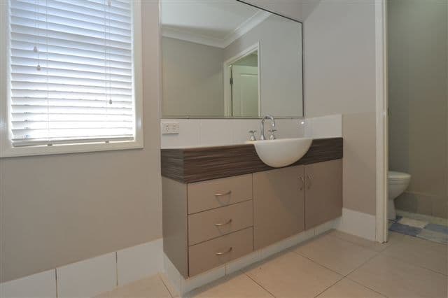 13 Kurrawa Crescent, GLENVALE QLD 4350, Glenvale - Thumbnail 8