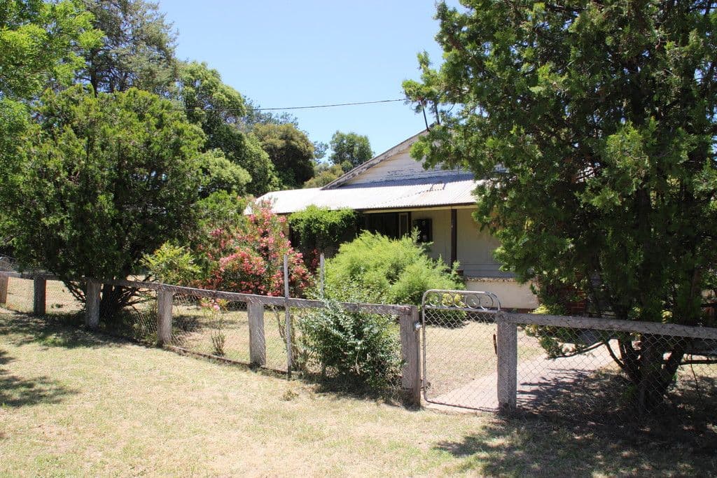 31 White Street, Coonabarabran - Thumbnail 4