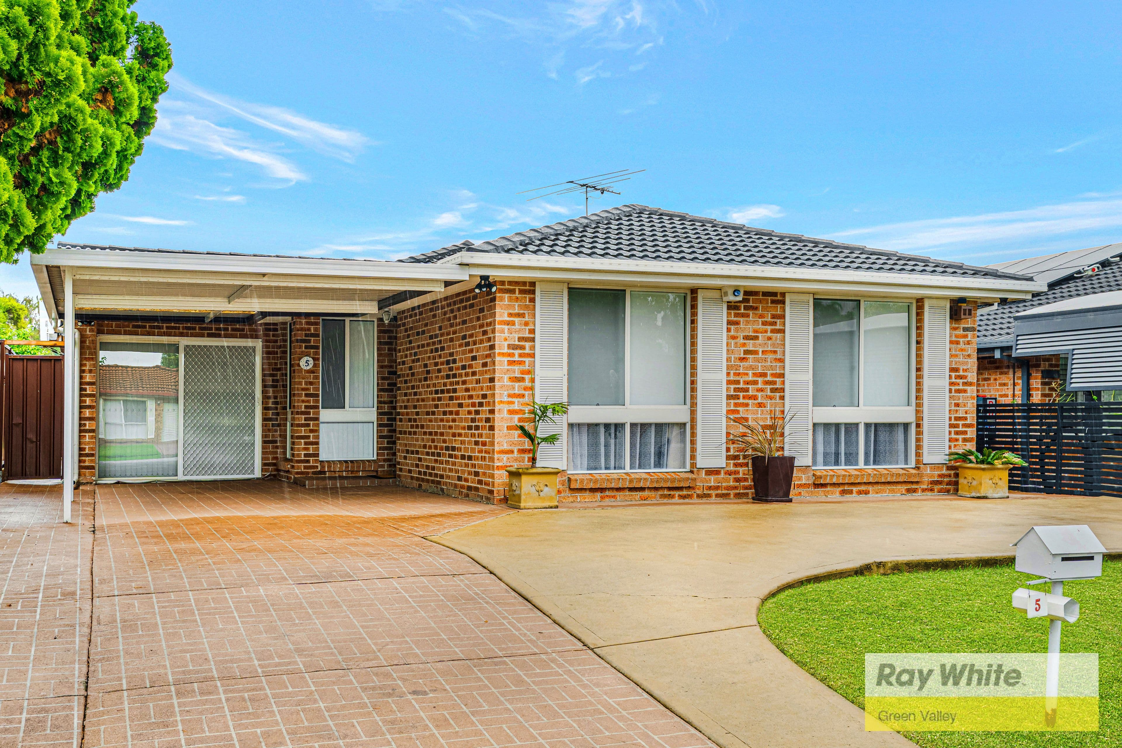 5 Albatross Avenue, Hinchinbrook NSW 2168, Hinchinbrook - Thumbnail 2