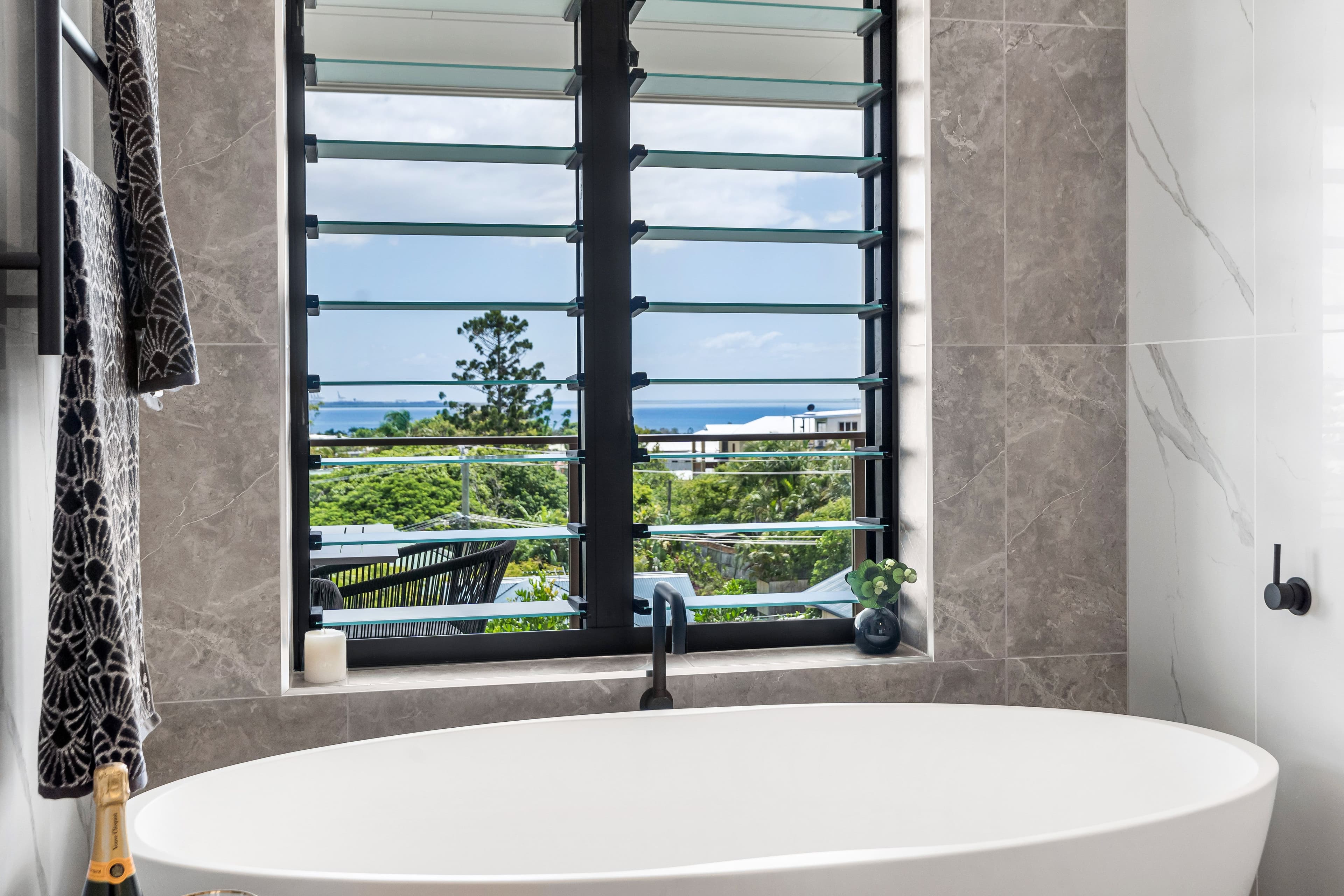 92-96 Ernest Street, Manly QLD 4179, Manly - Thumbnail 8