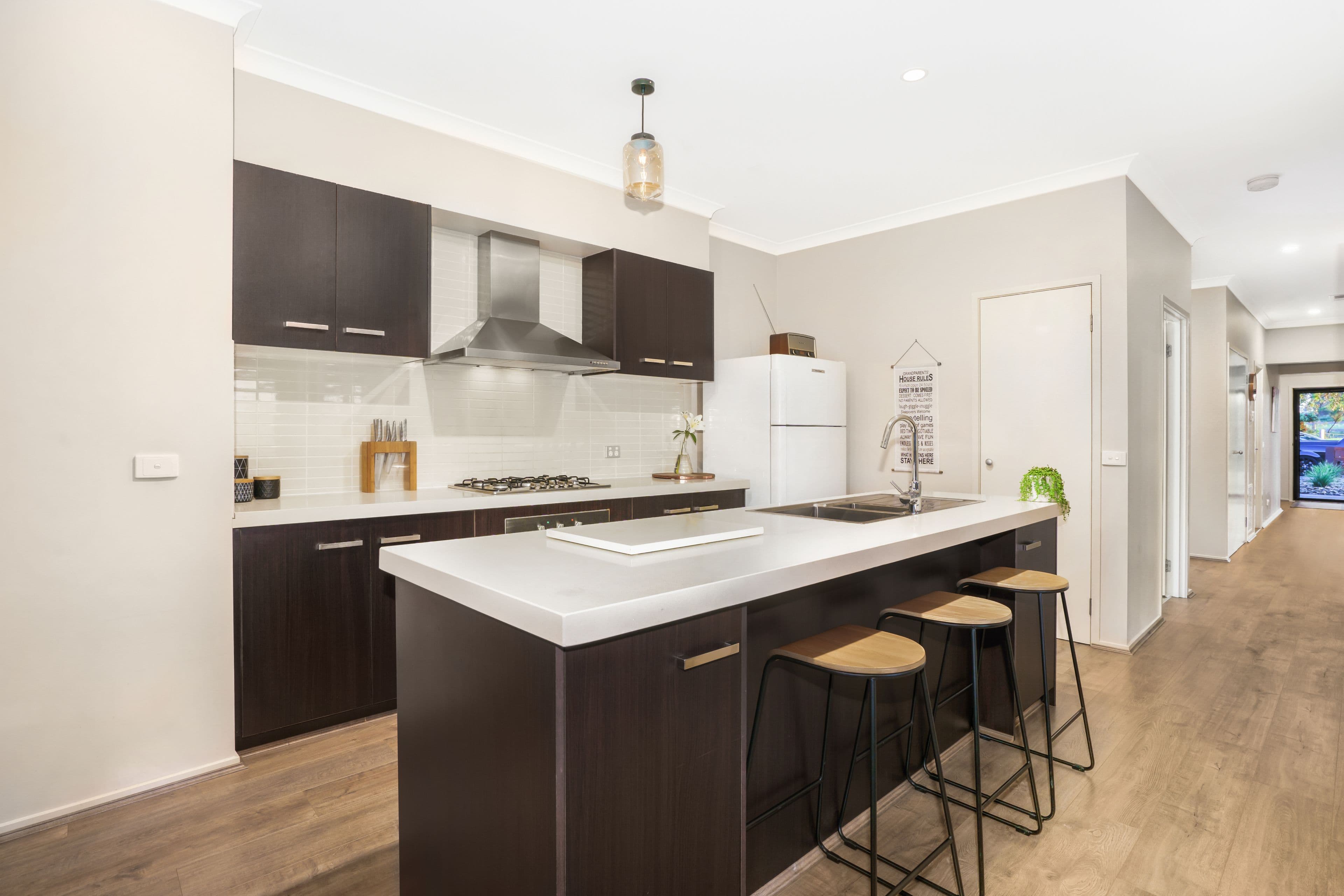 15 Paisley Crescent, Mernda VIC 3754, Mernda - Thumbnail 3