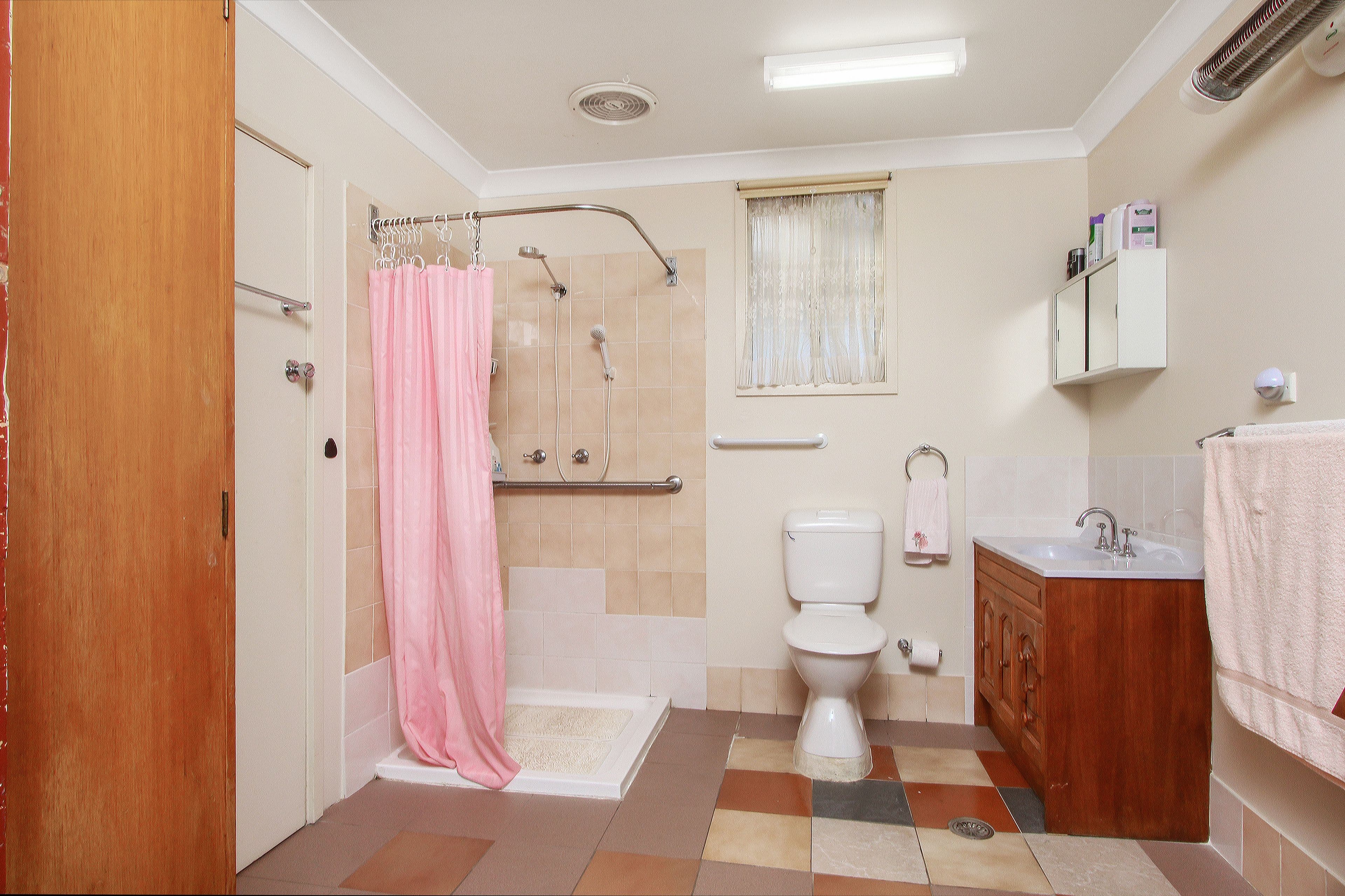 13 Salford Street, Goulburn - Thumbnail 6